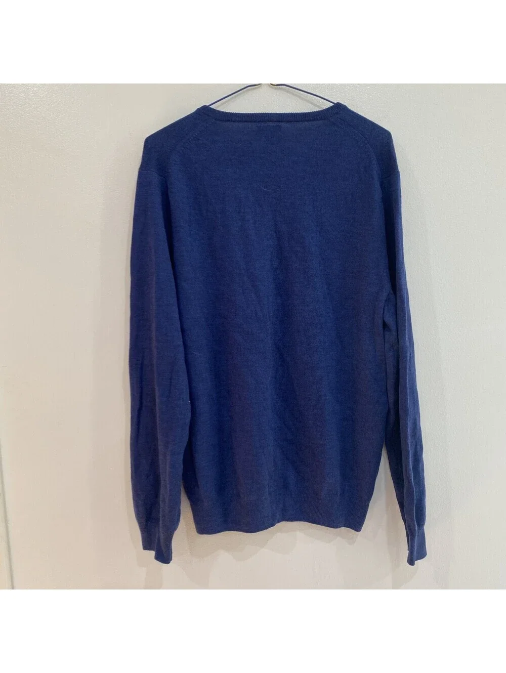 J. CREW Mens V-Neck Jumper Sweater Medium Navy Blue 100% Merino Wool Casual